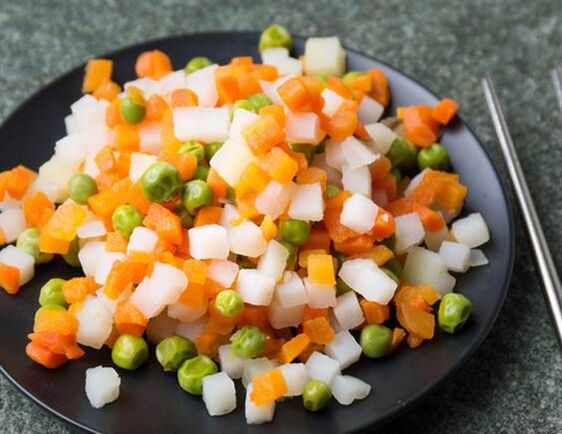 zelenjavna solata za maggi dieto